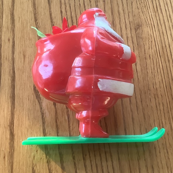 Vintage 1950’s Rosen Rosbro Santa on skis hard plastic candy holder - Picture 4 of 13